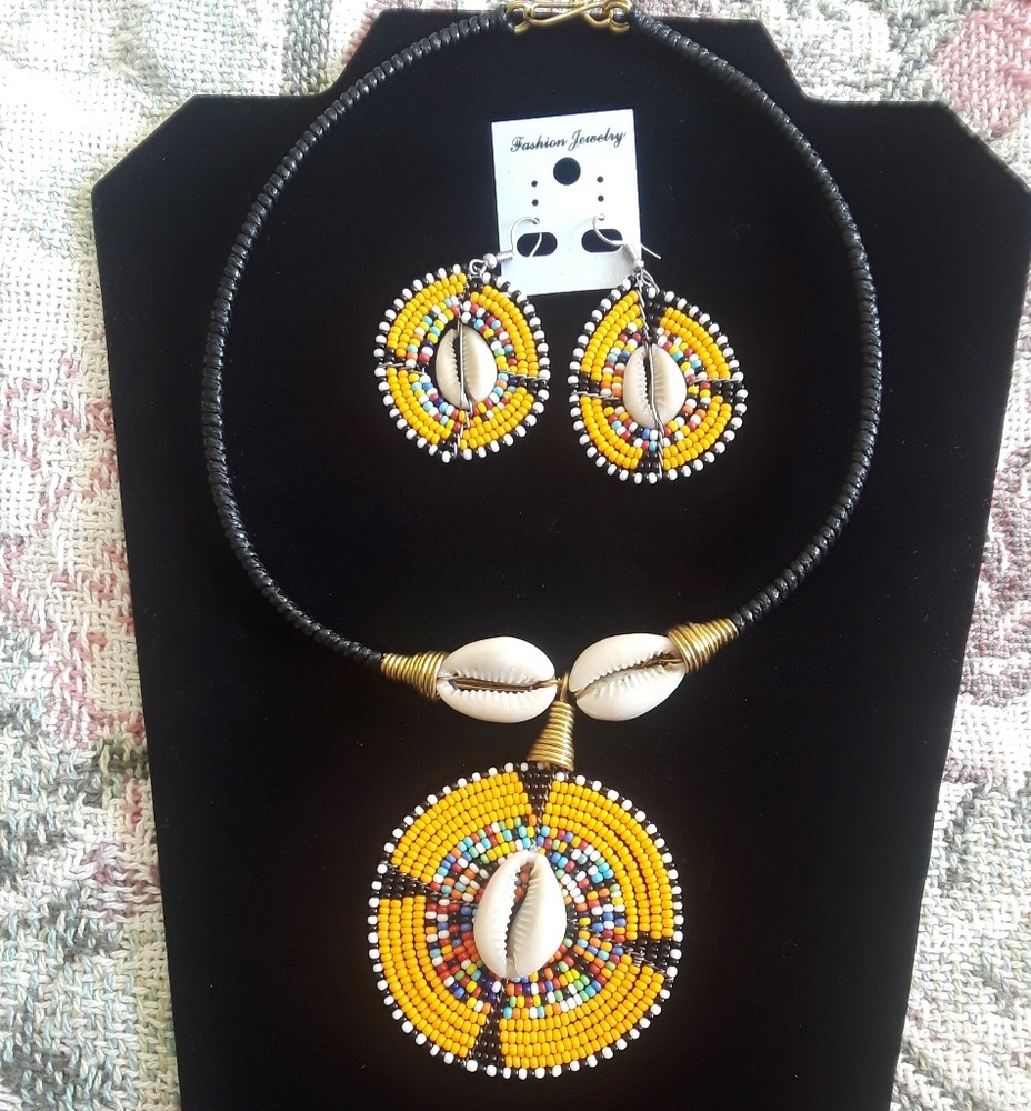 Handmade African Necklace Choker & Earring Set